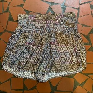 Free People Movement: The Way Home Short - brown patterned - L